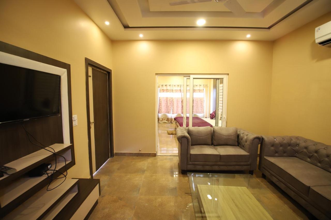 Virat Resorts, Sariska Rajasthan Bairāt Esterno foto