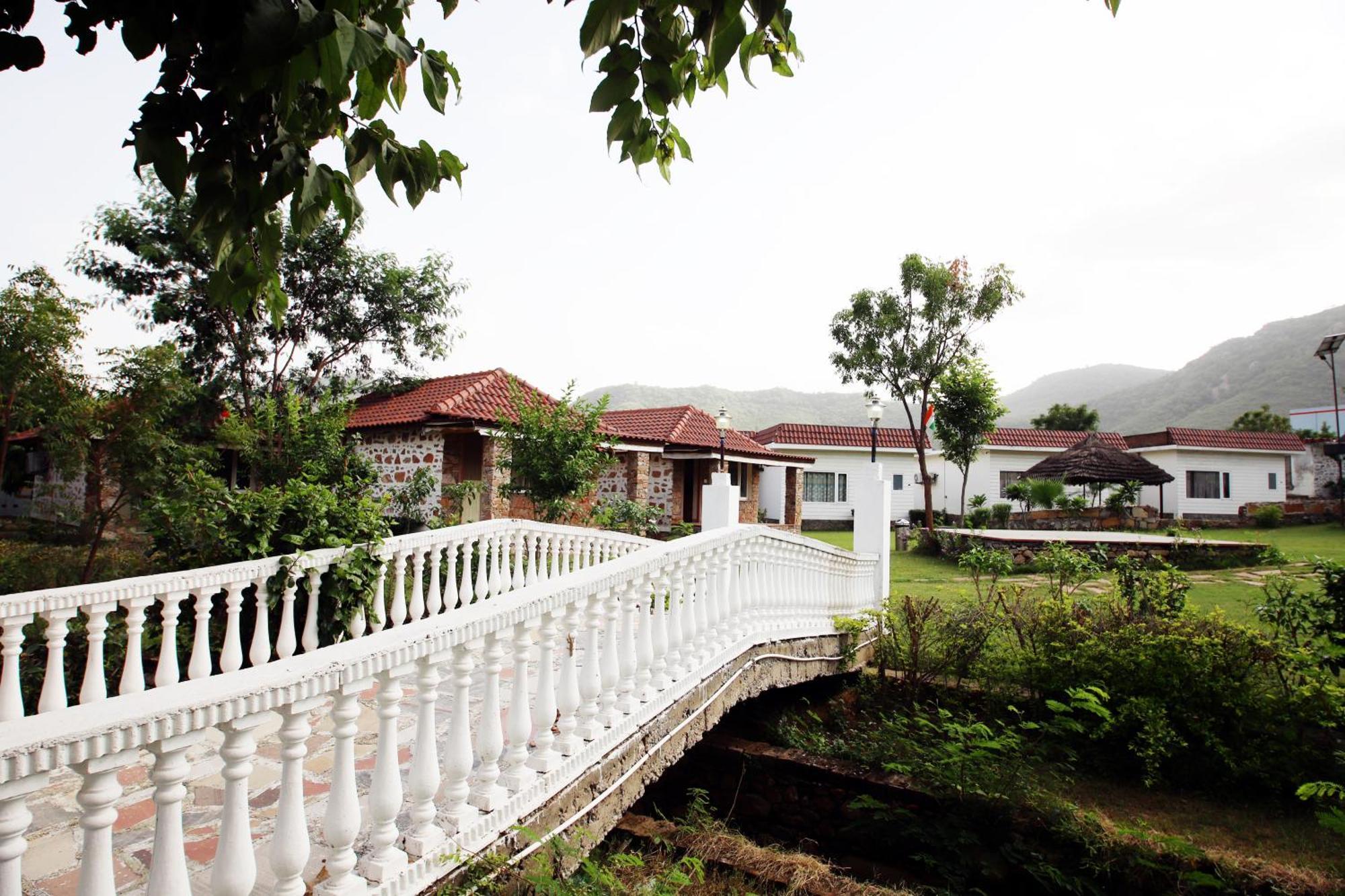 Virat Resorts, Sariska Rajasthan Bairāt Esterno foto